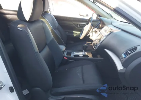 2016 Nissan Altima 2.5 Sr из США, поврежденный, VIN 1N4AL3AP5GC168708